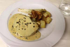 Filetto al pepe verde"